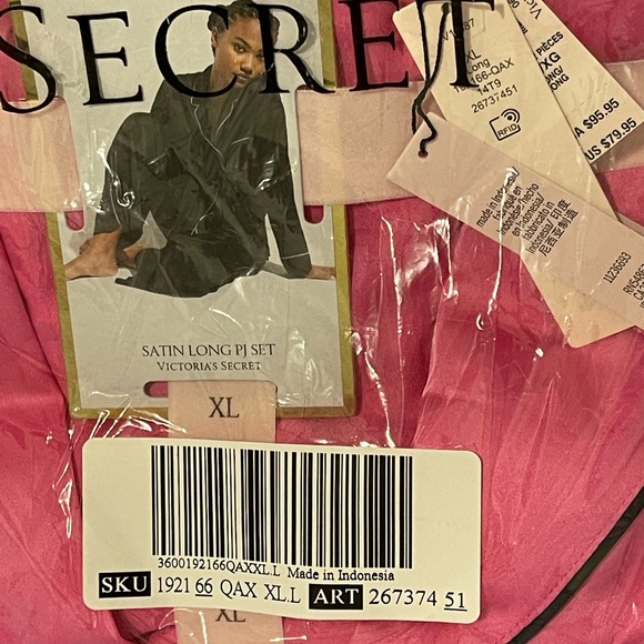 NEW XL (TALL) VICTORIA'S SECRET Hearts Hollywood Pink Satin Pajama and slipper - Picture 6 of 10